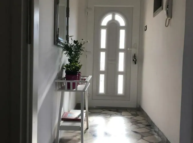 Bonvenon2center 아파트 풀라